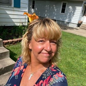 Meet your Posher, Alison